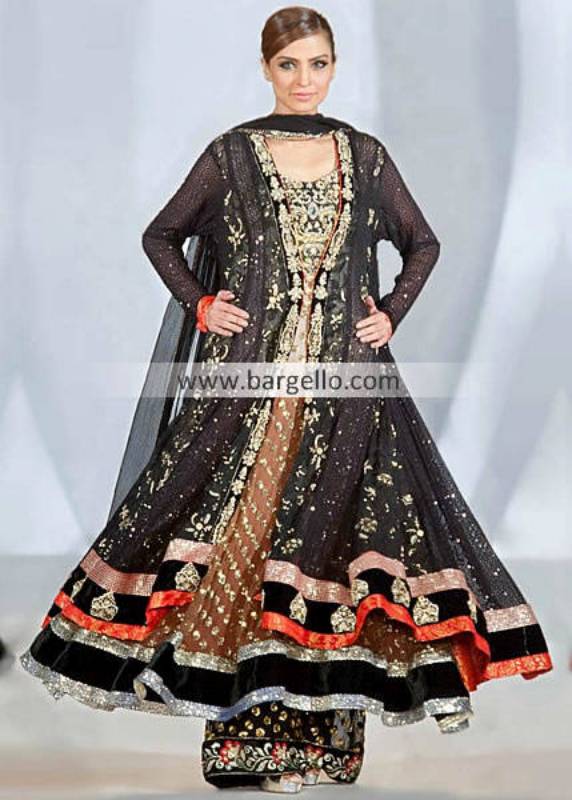 Designer Waseem Noor Gorgeous Black Outfit For Evening Parties at Pakistan Fashion Week London UK
