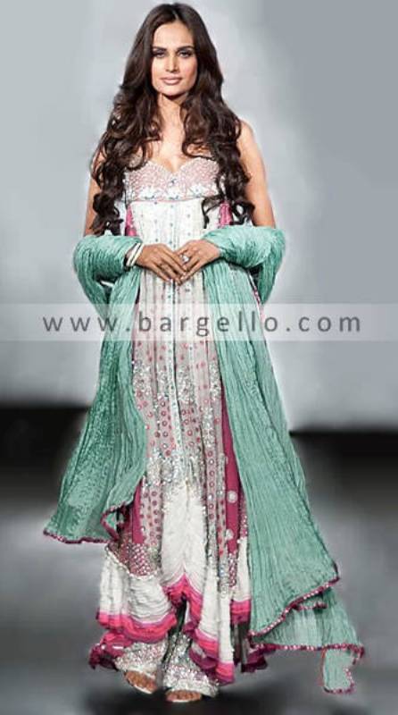 Long Kameez Bridal Suits, Bollywood Wedding Suits, Indian Pakistani Dresses, Asian Bridal Fashion