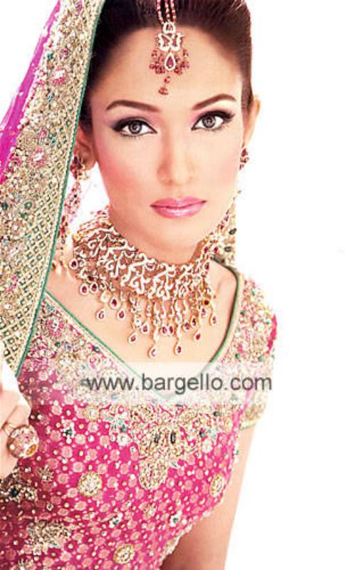 Traditional Zircons Set having Setting Work Pakistani Wedding Jewellery