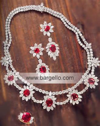 Jewelry stores Karachi Jewelry Stores Karachi Pakistan 22K Jewelry Traditional Bridal Gold Jewelry