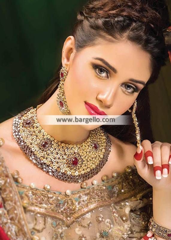 Pakistani Party Wear Jewellery Sets Artificial Gold Jewellery Set for Next Formal Event