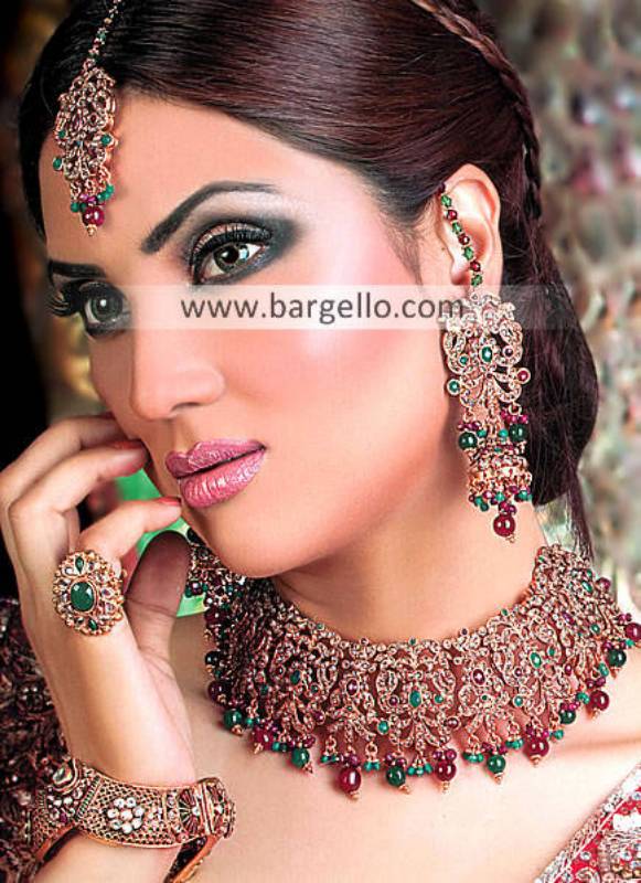 Pakistani Bridal Jewellery Sets Woodlawn Fairfax Virginia USA Kundan Emerald Jewellery Sets