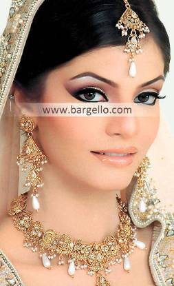 Glorious Asian Bridal Jewellery Miami Florida USA Zircon Pearls Jewellery Set