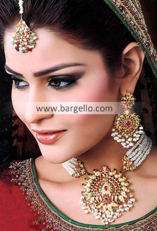 Indian Pakistani Gold Plated Jewelry, High Fashion Cosutme Gold Plated Jewelry With Bangles Necklace