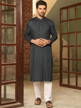 Pakistani Menswear Suits Bloomfield Hills Michigan USA Fashionable Kurta Pajama Suits