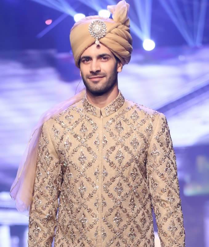 Awesome Turban for Groom France Paris Mens Collection