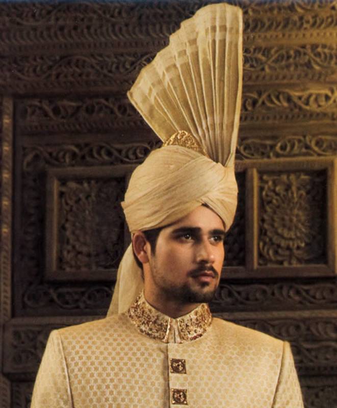 Indian Wedding Turbans, Groom Wedding Turban, Hertfordshire England UK