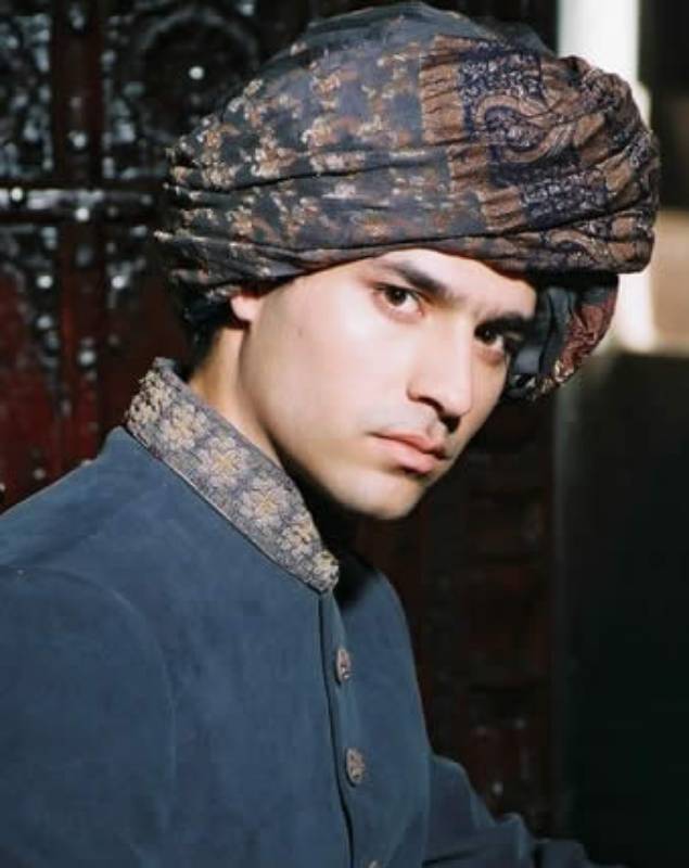 Best Collection of Wedding Turbans in Modest Fashion Trends