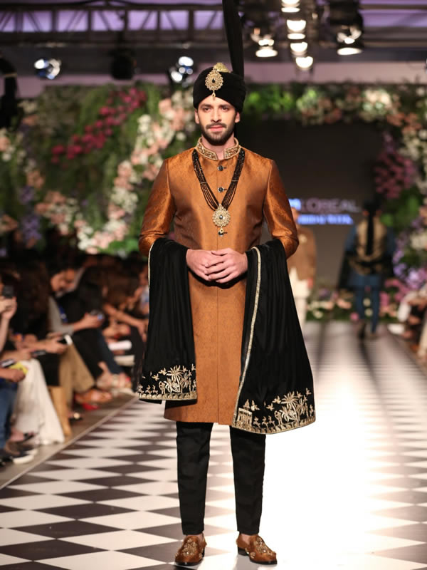Desi sherwani hot sale