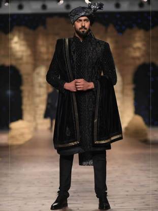 Sherwani for Nikah Ceremony Farmington Hills Michigan MI USA Graceful Mens Sherwani in Jamawar