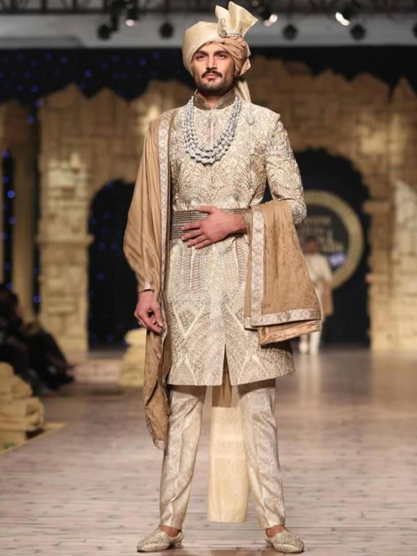 Good Looking Mens Sherwani Los Angeles LA California CA USA Designer Mens Sherwani Suits