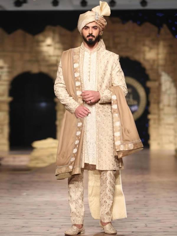 Bespoke Sherwani Suits for Mens Philadelphia Pennsylvannia PA USA Stylish Embroidered Sherwani