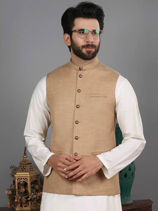 Off white suit with waistcoat deals