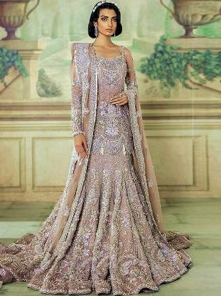 Latest Bridal Lehenga, Bridal Lehenga Dallas, Bridal Lehenga Texas, Bridal Lehenga USA, La marrie royale by elan, Elan Bridal Lehenga, Pakistani Lehenga Suits, Elan Bridal Lehenga