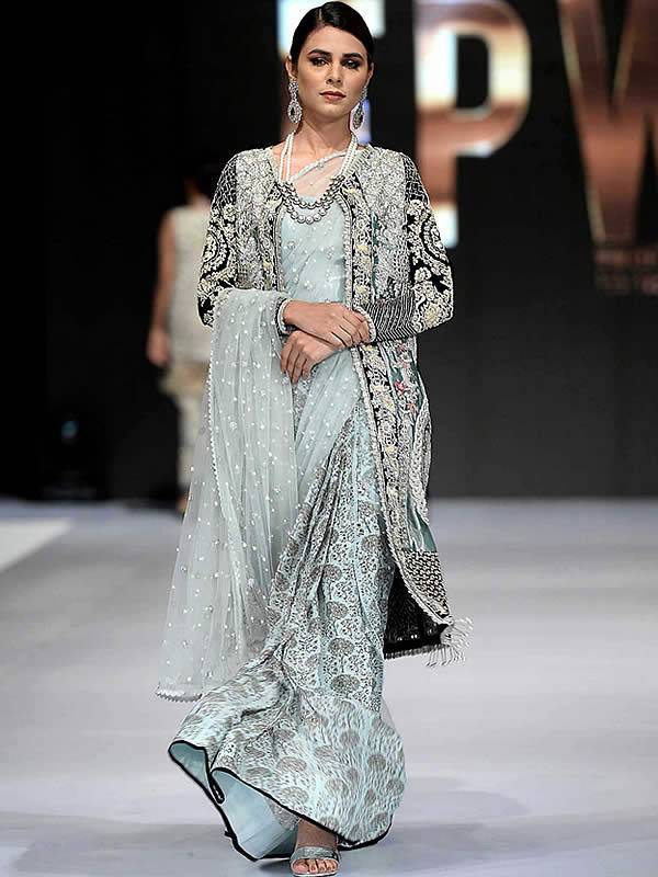 Banarasi Saree for Wedding Virginia Maryland USA Pakistani Designer Saree