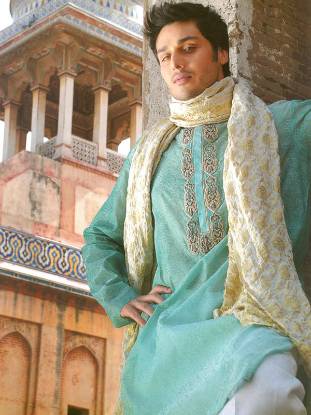 The mind-boggling collection of designers kurta embroidered kurta indian pakistani kurta