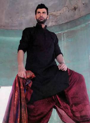 hand embroidered kurta, silk embroidered kurta, kurta sherwani, designer kurta, mens kurta