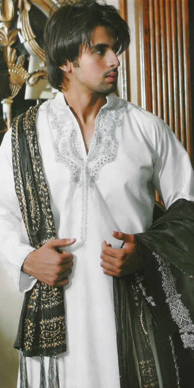 hand embroidered kurta, silk embroidered kurta, kurta sherwani, designer kurta, mens kurta