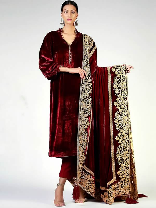 Pakistani Velvet Dresses Trends
