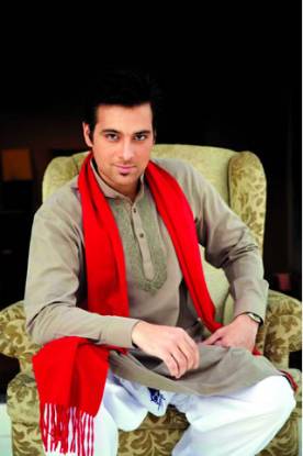 Huge Collection of Pakistani & Indian Kurta. Shop Online For Elegant and Stylish Kurta Shalwar Suits