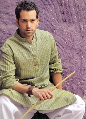 Huge Collection of Pakistani & Indian Kurta. Shop Online For Elegant and Stylish Kurta Shalwar Suits