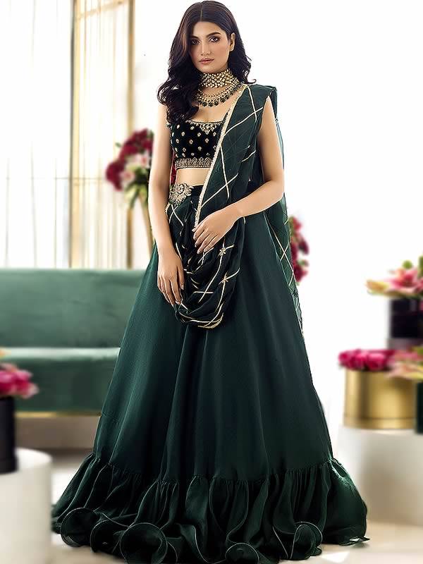 Lehenga Choli, Lehenga Choli for Bride Sister, Occasion Wear, Sania Maskatiya Lehenga Suits, Designer Sania Maskatiya, Sania Maskatiya Lehenga Designs, Lehenga Choli Pakistan