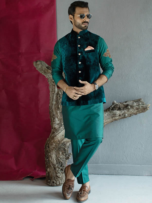 Green on sale velvet waistcoat