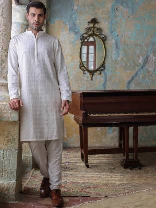 Branded Off-White Kurta Pajama Suits Kew Garden New York NY USA Kurta Pajama for Friends Wedding