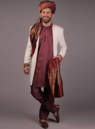 Luxurious Wedding Sherwani Bur Dubai UAE Indian Wedding Sherwani Menswear