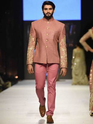 Graceful Sherwani for Mens Muscat Oman Wedding Sherwani