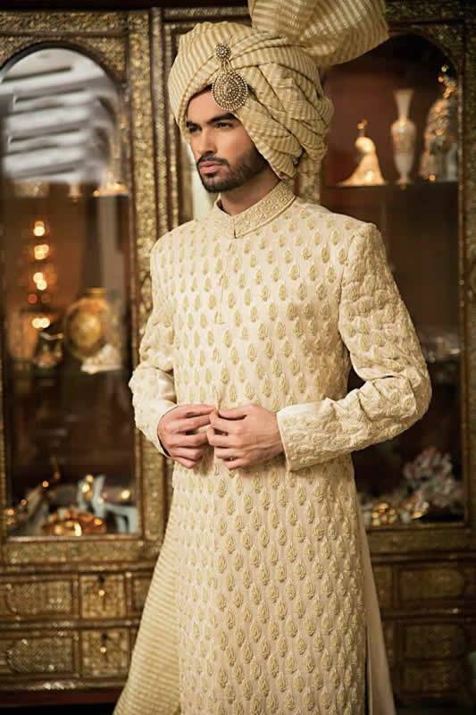 Cream Embroidered Sherwani for Mens Pakistani Designer Sherwani for Men 2018