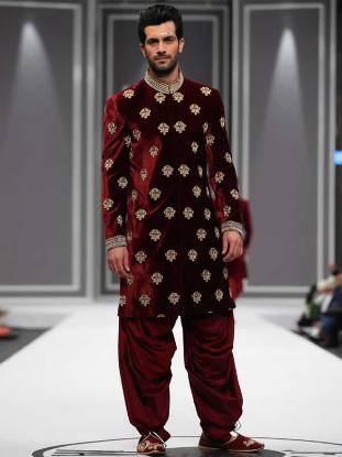 Menswear Velvet Sherwani for Grooms Wedding Sherwani Mens Collection 2018