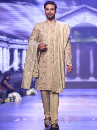 Raw Silk Bridegroom Sherwani Atlanta Georgia USA Bridegroom Sherwani Pakistan 2018