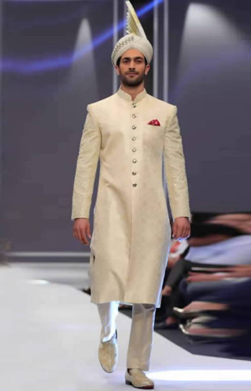 Elegant Wedding Sherwani for Grooms Ithaca New York NY USA Mens Collection 2018