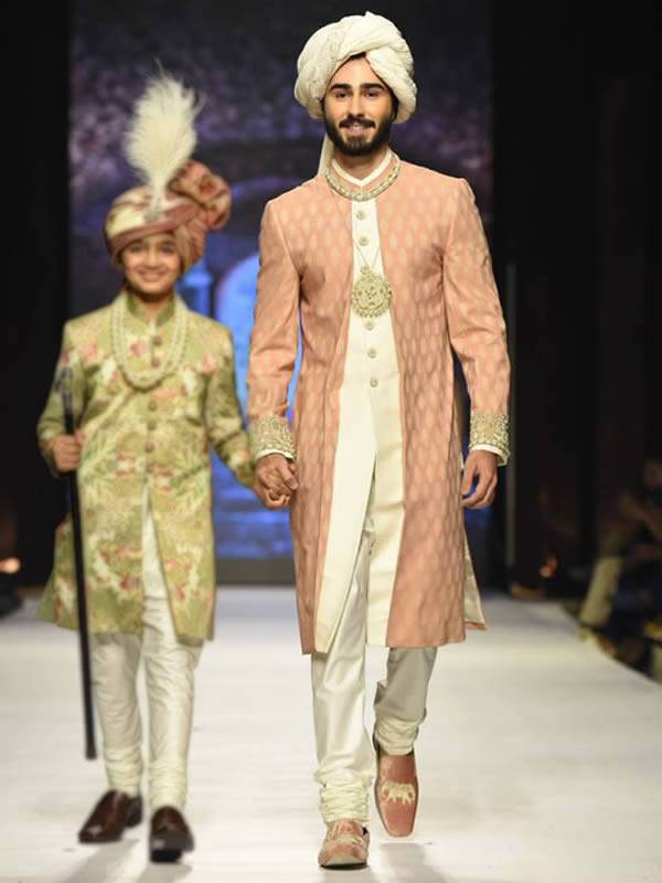 Traditional Sherwani Groom Sherwani Suits Woodside New York NY USA