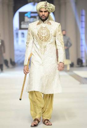 Off-White Sherwani Suit Surrey London UK Ziggi Menswear Sherwani Bridegroom Sherwani Suits