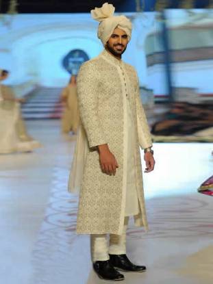 Exceptional Wedding Sherwani Scotland Glasgow UK Naushemian Sherwani Jamawar Sherwani