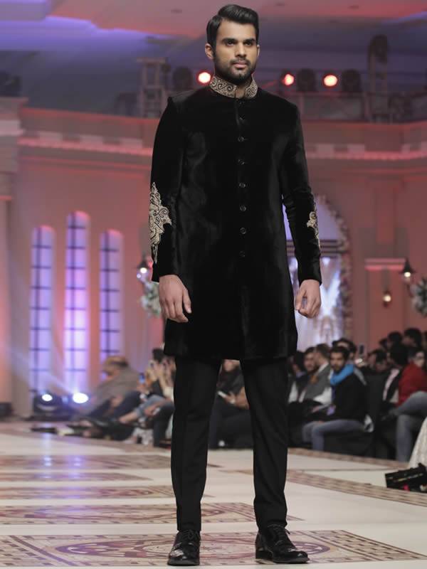 Beautiful Black Velvet Sherwani France Paris Mehdi Sherwani Cermony Collection 2015