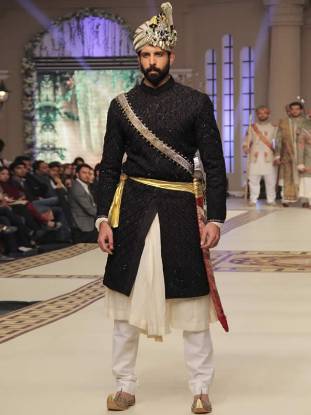 Luxurious Black Sherwani Suit Los Angeles California Fahad Hussayn Sherwani Cermony Collection 2015