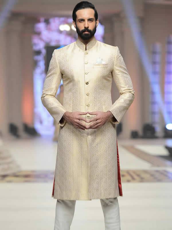 Fabulous Looking Wedding Sherwani Houston Texas Dallas Amaar Shahid Sherwani Cermony Collection 2015