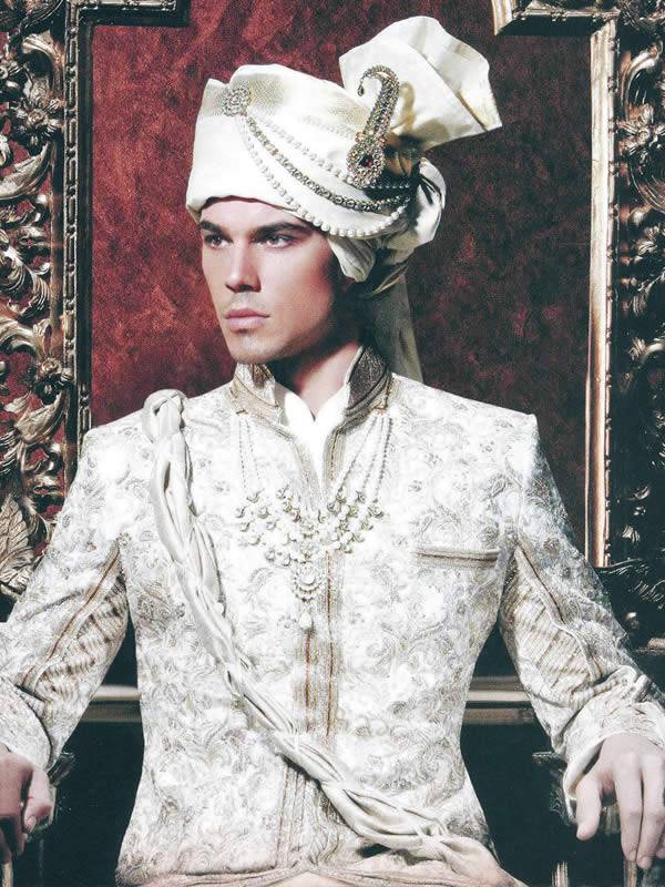 Sherwani and Kulla, Sherwani Turban, Sherwani For Weddings, Red Sherwani, Black Sherwani, Off white