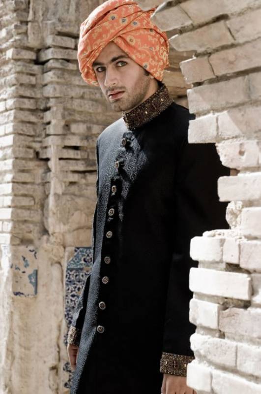 Fine Sherwani suits Pakistani Indian Sherwani Great Variety of Beautiful Sherwanis