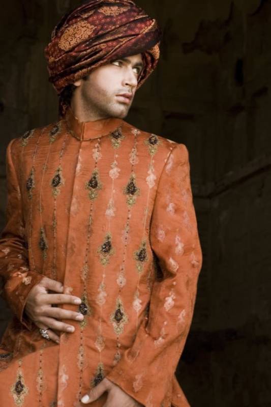 Fine Sherwani suits Pakistani Indian Sherwani Great Variety of Beautiful Sherwanis