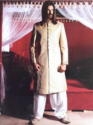 Men's Sherwani Designers Grooms Embellished Sherwani Pakistan and India