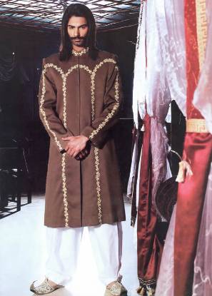 Men's Sherwani Designers Grooms Embellished Sherwani Pakistan and India