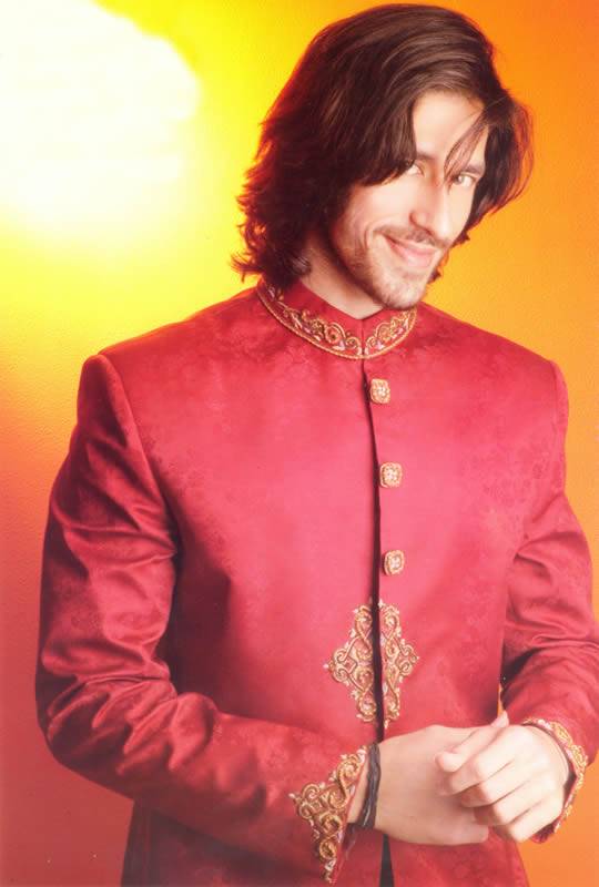 Men's Sherwani Designers Grooms Embellished Sherwani Pakistan and India