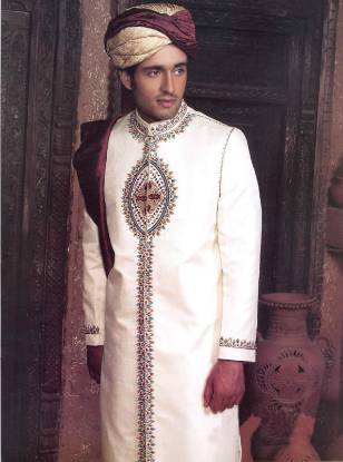 Men's Sherwani Designers Grooms Embellished Sherwani Pakistan and India