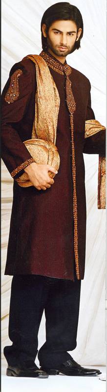 Men's Sherwani Designers Grooms Embellished Sherwani Pakistan and India