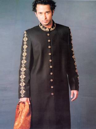 Men's Sherwani Designers Grooms Embellished Sherwani Pakistan and India