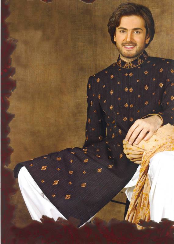 Men's Sherwani Designers Grooms Embellished Sherwani Pakistan and India